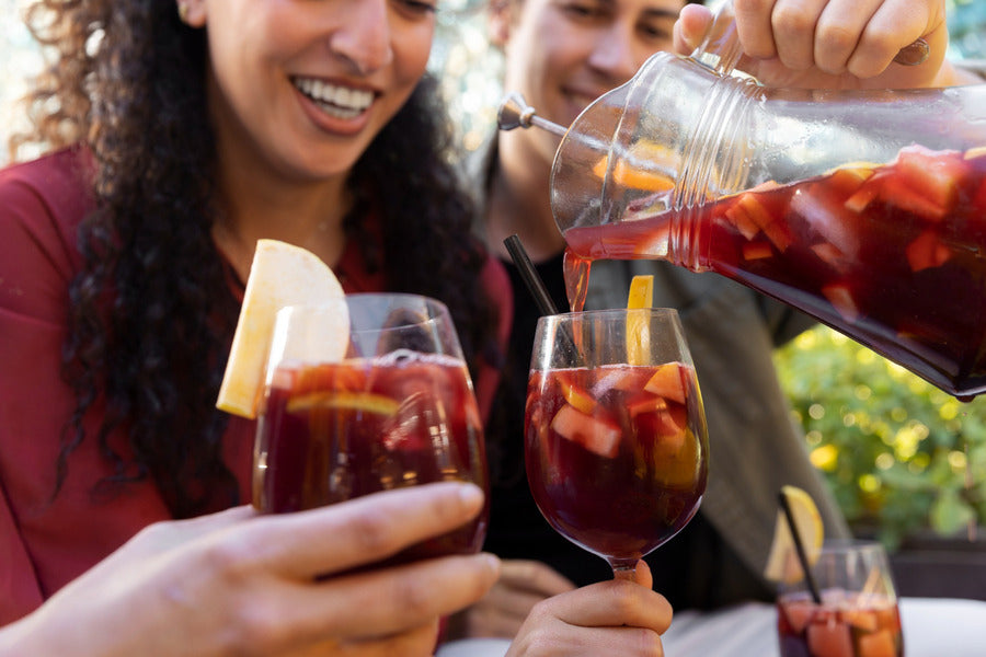 SANGRIA: THE ULTIMATE CROWD PLEASER