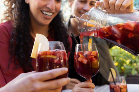 SANGRIA: THE ULTIMATE CROWD PLEASER